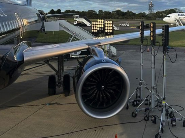 A321 gedwongen om te keren na verlies van buitenramen 2 Air Journal